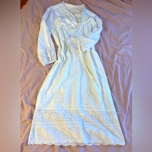 GAP white lace dress